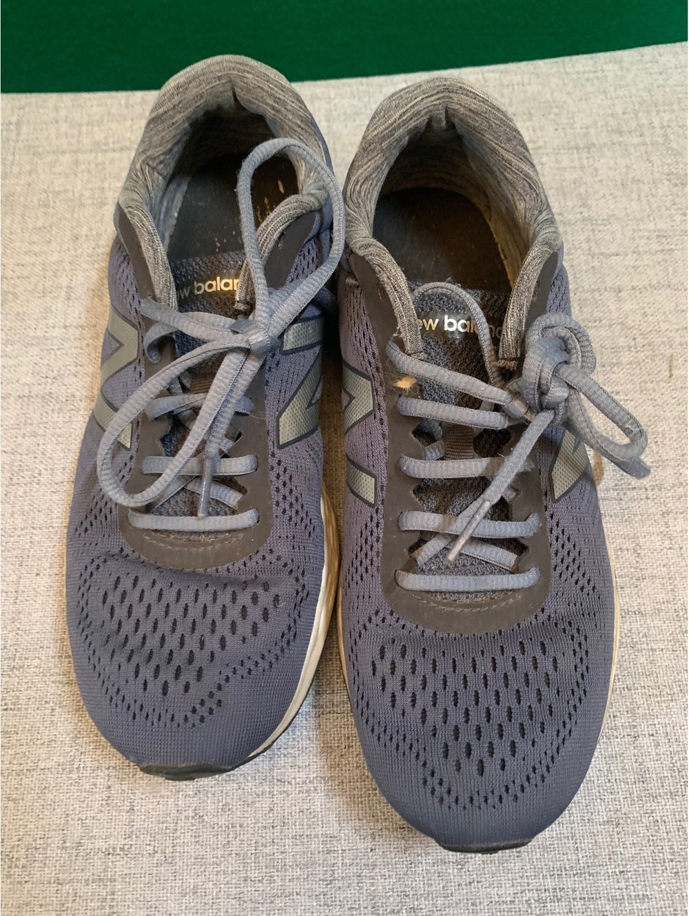 New Balance Fresh Foam Arishi gray running shoes womens size 9